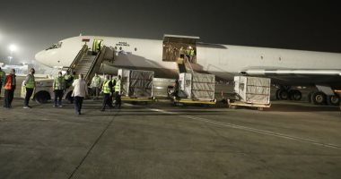 ضبط راكب بمطار القاهرة بحوزته زجاجات كونترمال المخدر
