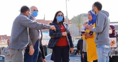 محافظ دمياط: تكثيف حملات النظافة وشفط تجمعات المياه بعزبة العمال بالسنانية
