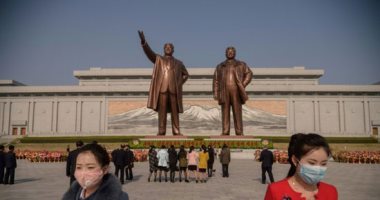 بالكمامات.. كوريا الشمالية تحتفل بذكرى ميلاد مؤسسها فى "يوم الشمس"