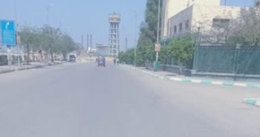 صور.. خلو شوارع مدينة الزقازيق من المواطنين فى الساعات الأولى بشم النسيم