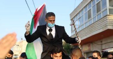 أسير فلسطينى يحتفل بزفافه ويتحدى كورونا بعد 15 عاما فى سجون إسرائيل.. صور