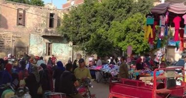 خوفا من كورنا.. قارئ يشكو من الباعة الجائلين بمنطقة شبرا النخلة بالشرقية