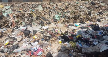 شكوى من تراكم تلال القمامة فى ميت نما بمحافظة القليوبية