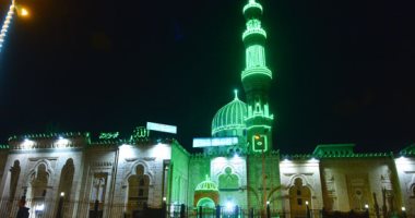صور.. أنوار وزينة واختفاء المارة في ثالث أيام رمضان بالقاهرة الكبرى  