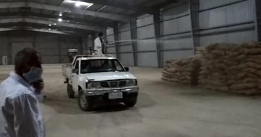 محافظ المنيا: توريد 187 ألف طن من القمح للصوامع والشون وتطهير وتعقيم المواقع 