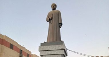 صور.. حكاية تمثال الإمام المراغى شيخ الأزهر الأسبق بمدينة المراغة شمال سوهاج