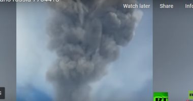 رماد بركانى يغطى إحدى جزر الكوريل الروسية.. فيديو
