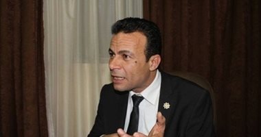 النائب أشرف رحيم يطالب بتطوير الطرق المتهالكة والمزلقانات بالبحيرة  