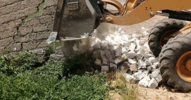 محافظة سوهاج : إزالةتعديات على الأراضى الزراعية ومخالفات البناء 