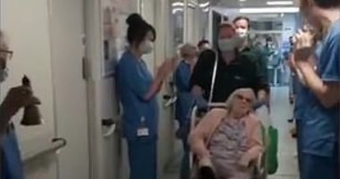  جدة بريطانية عمرها 100 سنة تهزم كورونا و6 أمراض قاتلة أخرى.. فيديو