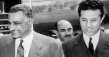 يوم 4 مايو 1963..ملايين الجزائريين فى استقبال عبد الناصر..  والرئيس الجزائرى بن بيلا فى خطاب  «لم نجد شرقا ولاغربا إلى جانبنا إلا رجل واحد هو جمال عبد الناصر» 202005040813291329