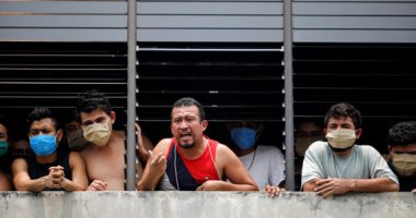 مظاهرات بالسلفادور بعد إلزام مواطنين انتهكوا الحظر بالبقاء بمراكز احتجاز