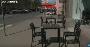 فيديو.. العاصمة اللتوانية تحول فضاءاتها العامة إلى مقهى مفتوح