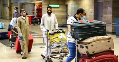 مطار القاهرة يستقبل 512 من المصريين العالقين بالكويت والأردن على متن 3 رحلات  