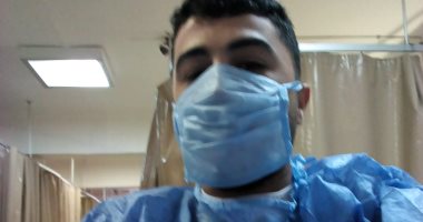 الجيش الأبيض.."أحمد" طبيب بمستشفى دمياط العام في مواجهة كورونا