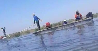 فيديو وصور.. صيادو بحيرة المنزلة: الصيد بالكهرباء وإلقاء الصرف يقضى على السمك 