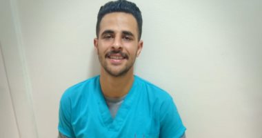 الجيش الأبيض.."محمد " تمريض بمستشفي جامعة قناة السويس فى مواجهة كورونا