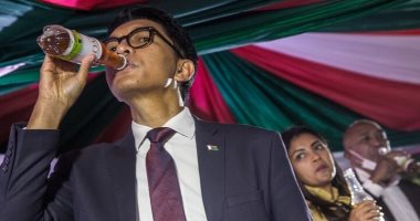"المشروب المعجزة" لرئيس مدغشقر يفشل في التصدي لكورونا