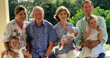 بصورة عائلية وسط أحفاده وزوجته.. هكذا احتفل جورج دبليو بوش بعيد الأم