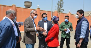 "الهجان" يستقبل وزيرة البيئة لتفقد المحطة الوسيطة بشبرا الخيمة ومدفن العبور