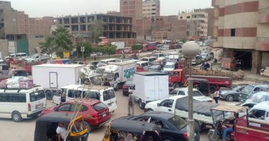 أهالى شارع مؤسسة الزكاة بالمرج محافظة القاهرة يشكون من الزحام المرورى