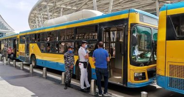 محافظ القاهرة: توفير حافلات لنقل العائدين من الخارج