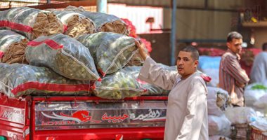 استقرار الأسعار بسوق الساحل للخضروات والفاكهة بدار السلام