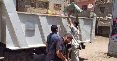 رفع 18 طن تجمعات قمامة خلال حملات مكبرة بقرة مركز الباجور فى المنوفية