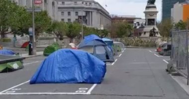 إنشاء خيام قرب مجلس مدينة سان فرانسيسكو لإيواء المشردين خوفا من كورونا..فيديو