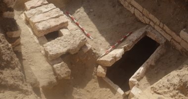 الأثار: الكشف عن مقبرة فريدة ترجع للعصر الصاوى فى منطقة البهنسا