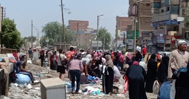 خوفا من كورونا.. "يوسف" يناشد المسئولين التصدى لازدحام سوق الأحد بشبين القناطر