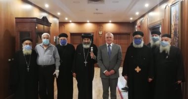 محافظ بورسعيد يستقبل وفدا من الكنيسة برئاسة الأنبا تادرس للتهنئة بعيد الفطر