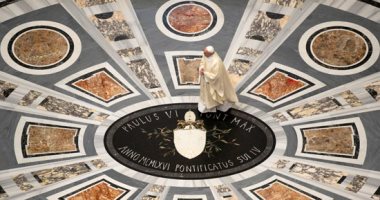 البابا فرنسيس يحيى الذكرى المئوية للقديس بولس حنا فى الفاتيكان