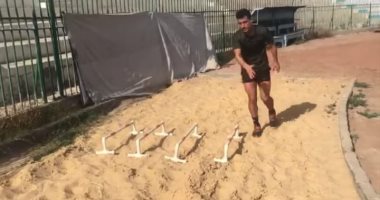 طارق حامد يتدرب على الرمال استعداداً لاستئناف الإيجيبشن ليج