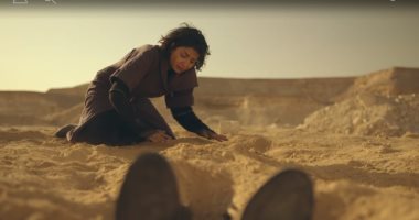 الحلقة 26 من مسلسل النهاية.. سهر الصايغ تدفن الروبوت زين فى الصحراء