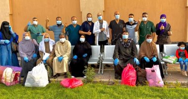 خروج 16 مصابا بفيروس كورونا بعد إتمام سفائهم من مستشفى عزل ملوى