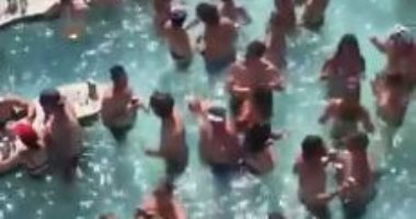 "حفله في حمام سباحة".. فيديو يكشف عدم الالتزام بقواعد منع تفشى كورونا بأمريكا