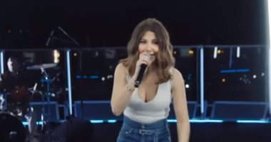 فيديو.. نانسى عجرم تحيى حفلها أون لاين عبر قناتها على اليوتيوب