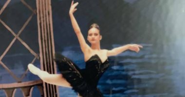 نيللى كريم تستعيد ذكرياتها مع رقص الباليه بصورة قديمة