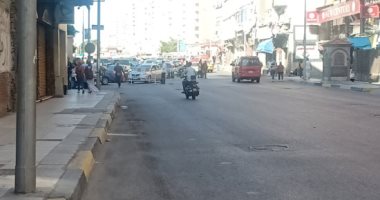 صور.. تحويلات مرورية لتقليل الكثافة بشوارع الإسكندرية
