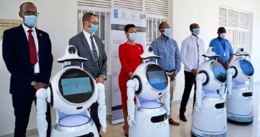 الأطقم الطبية فى رواندا تستعين بأجهزة روبوت لتقليل مخاطر الإصابة بكورونا