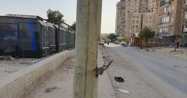 شكوى بسبب ظهور أسلاك الكهرباء من أعمدة الإنارة فى شارع السد العالى بمدينة نصر