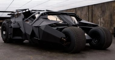 فيلم وثائقى عن سيارة باتمان الخارقة Batmobile هدية Warner Bros 