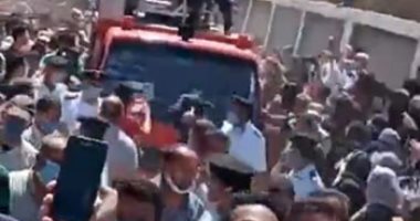 الآلاف يشيعون جثمان شهيد ضابط بالدقهلية استشهد فى سيناء.. صور