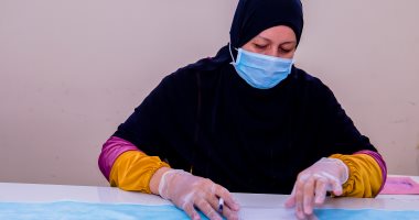 الأمم المتحدة الإنمائى يدعم نساء صعيد مصر لإنتاج 4 ألاف "كمامة" يوميا  
