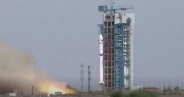 الصين تطلق صاروخين وترفع 4 أقمار صناعية إلى المدار