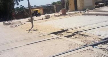 أهالى قرية مسجد وصيف بالغربية يطالبون بتطوير مزلقان القطار