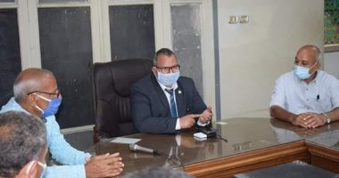 رئيس مدينة أبوقرقاص فى أول اجتماعاته: رفع مستوى الخدمات المقدمة للمواطنين