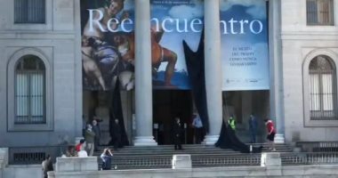 متحف برادو الإسبانى يعيد فتح أبوابه بعد إغلاق 3 شهور بسبب كورونا.. فيديو