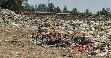 شكوى من تراكم القمامة بالبوابة الأولى بحدائق الأهرام بالجيزة 